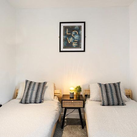 Apartment Nr City Centre & Park For Up To 6 Cardiff Bagian luar foto