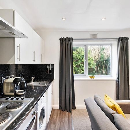 Apartment Nr City Centre & Park For Up To 6 Cardiff Bagian luar foto