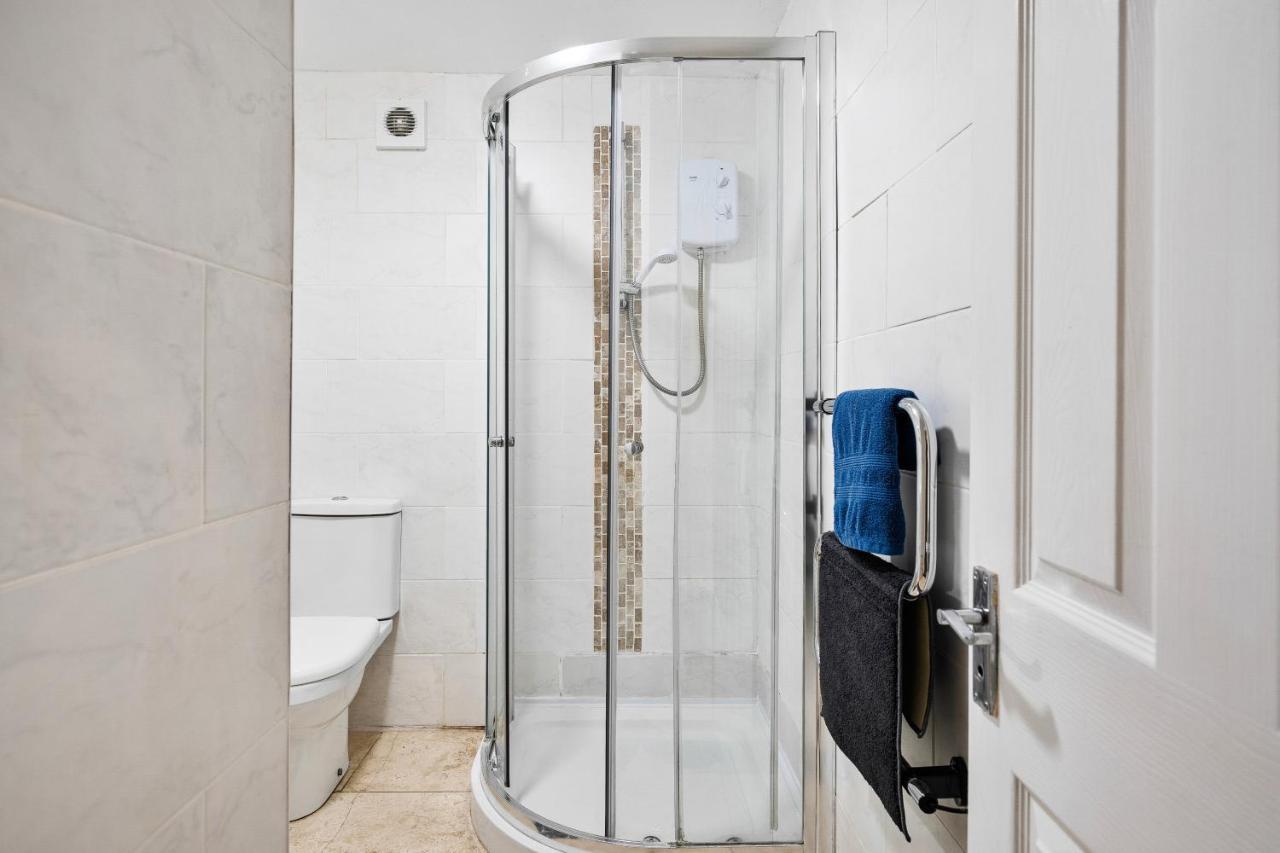 Apartment Nr City Centre & Park For Up To 6 Cardiff Bagian luar foto